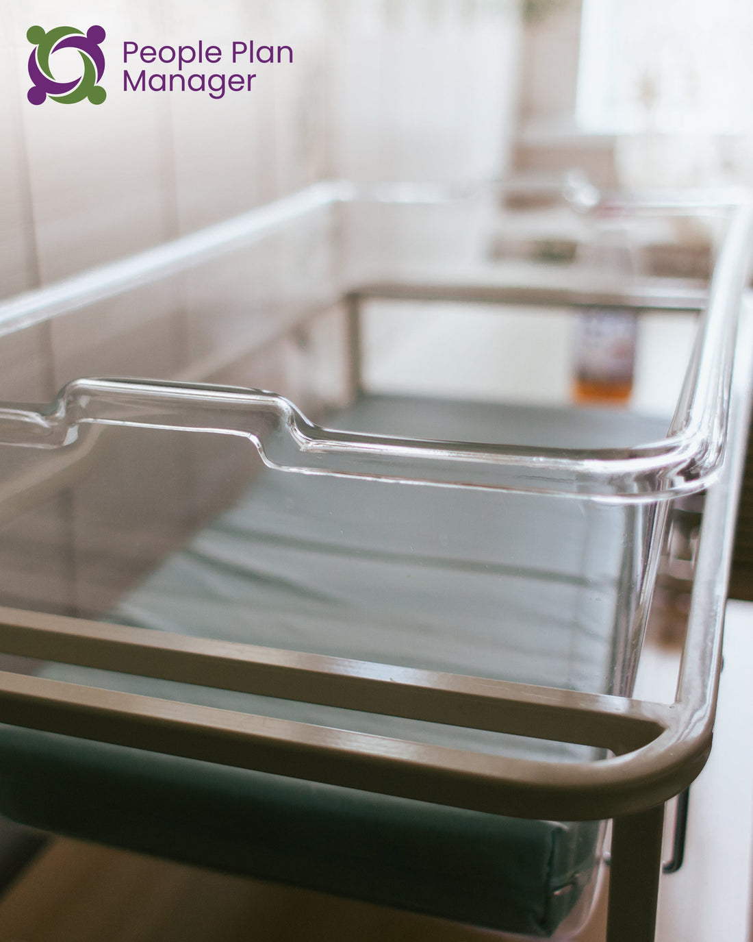 Change Table/Shower Trolley - Manual | 05_093312811_0103_1_2