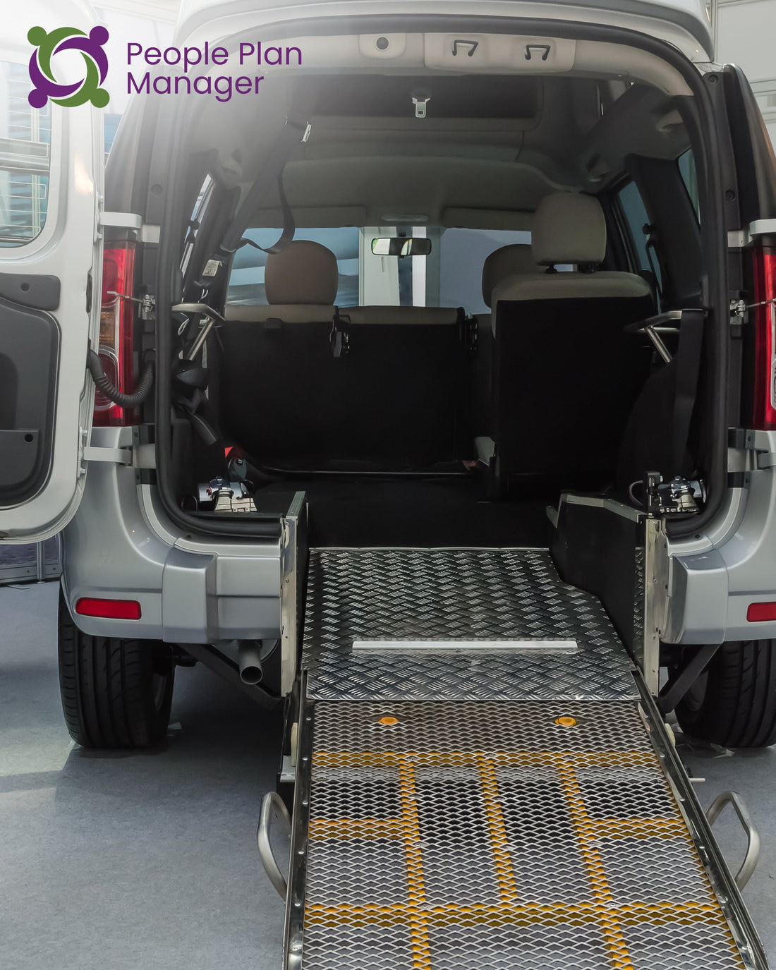 Vehicle Modification - Hoist/Ramp for Unoccupied Wheelchair Loading | 05_121221811_0109_1_2